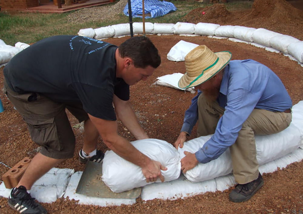 How to build an earthbag house