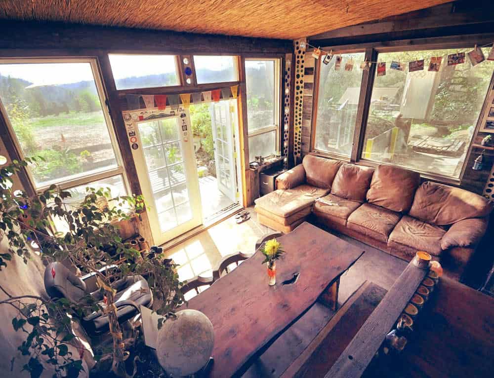 Earthship home