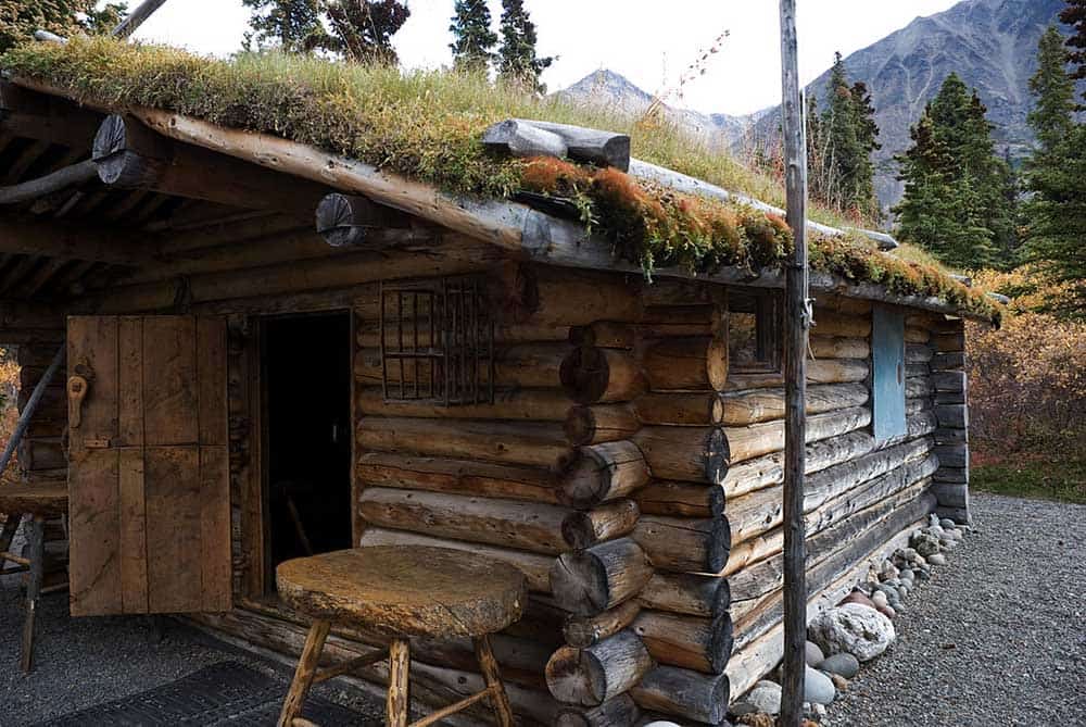 Off grid cabin in Alaska