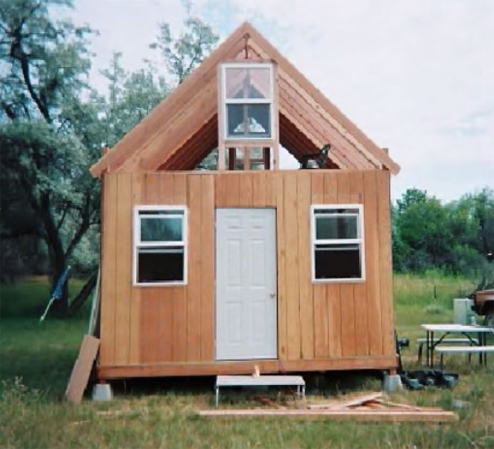 Building a solar powered cabin